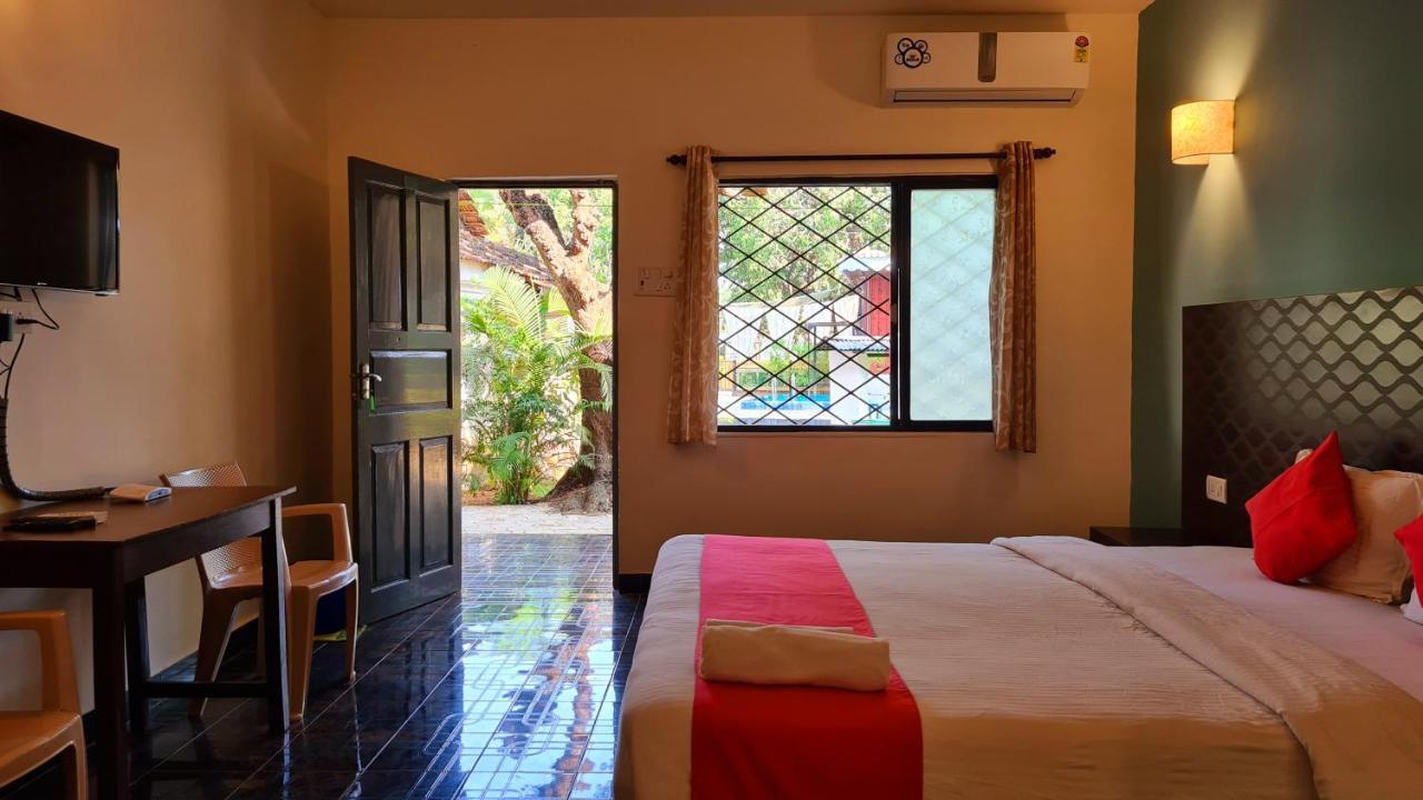 Deluxe Room,1271076439:JPEG